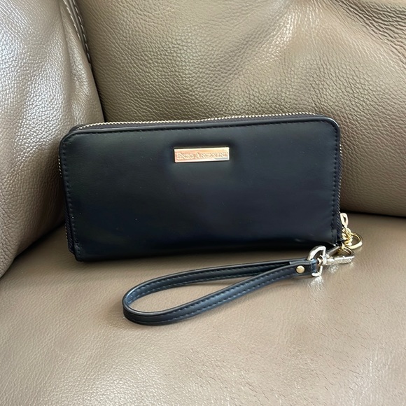 Enzo Angiolini Clutches and Wristlet - Picture 1 of 6
